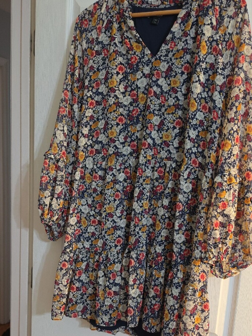 Floral V-Neck Tiered Women’s Dress - Navy with Multicolor Floral - Picture 4 of 4